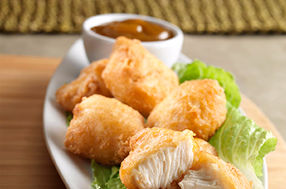 [10500] Frozen - Reuven - Fully Cooked - Battered Chicken Breast Chunks - Halal- 2x2kg Case