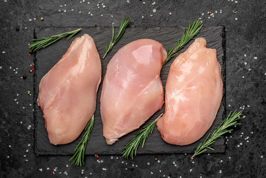 Chicken Boneless Breast Roaster-80200-25 Kg